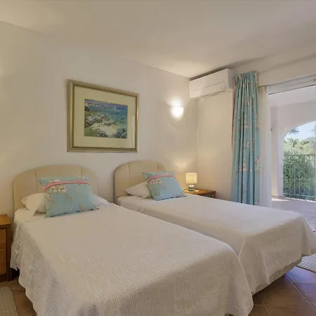 Extravagant Vale Do Lobo 5 Bedrooms Bispo Deluxe Great Pool Area Short Drive To Centre Villa *