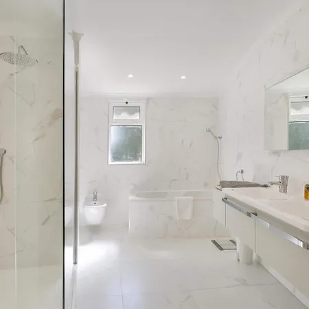 Extravagant Vale Do Lobo 5 Bedrooms Bispo Deluxe Great Pool